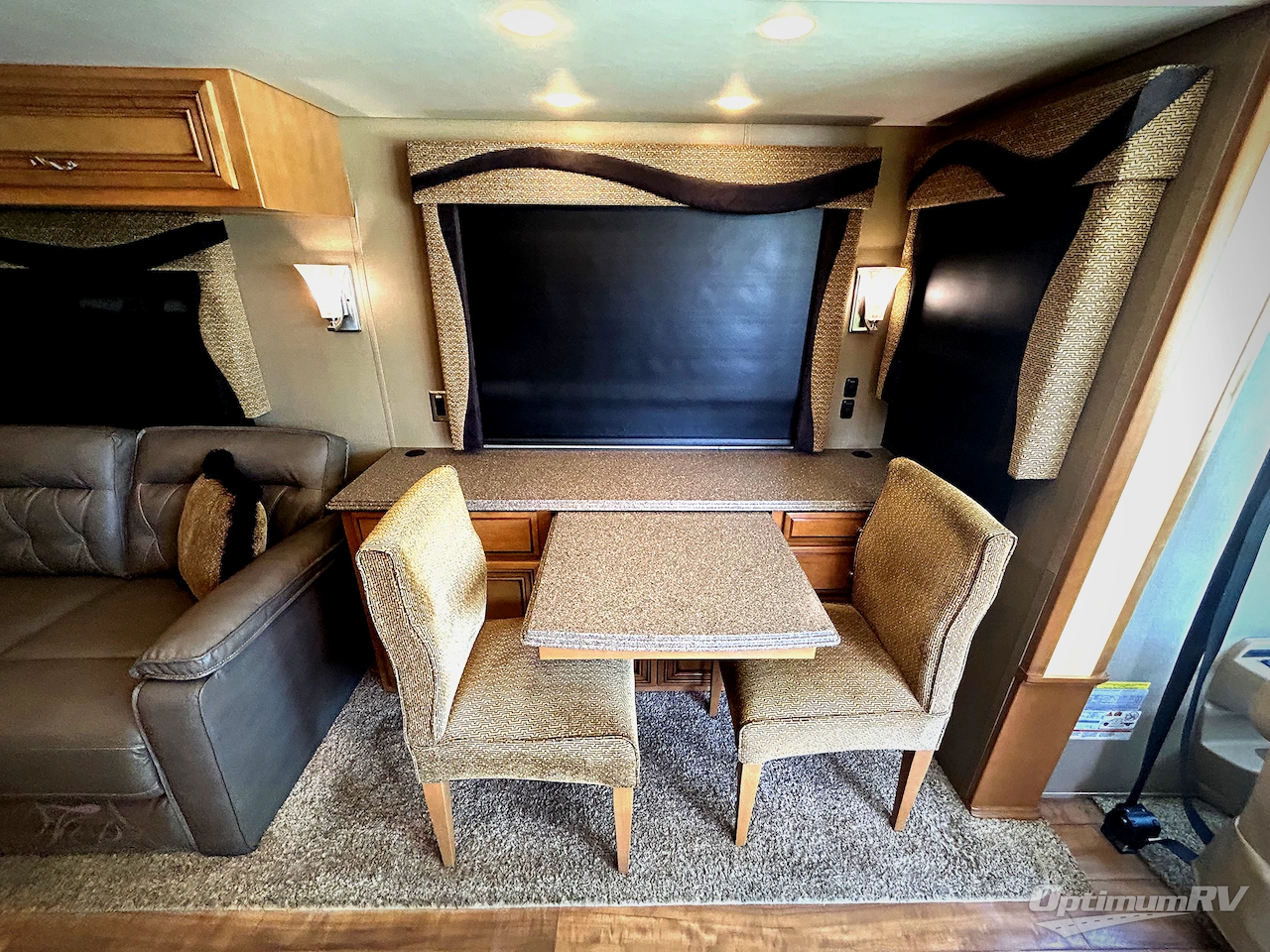 2015 Newmar Canyon Star 3610 Photo 11