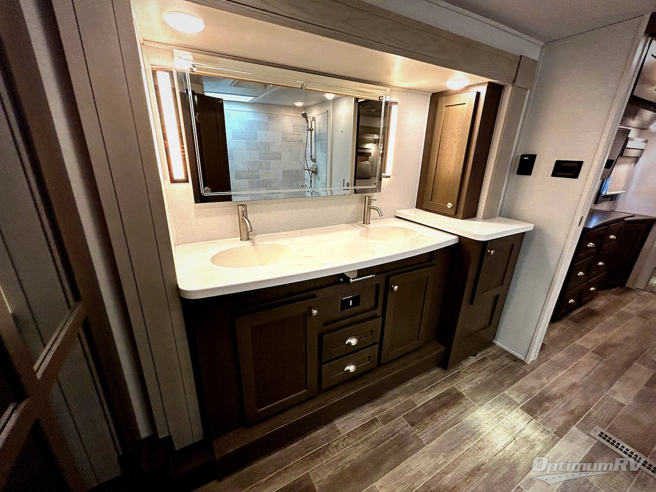 2022 Palomino Columbus 383FB Photo 12