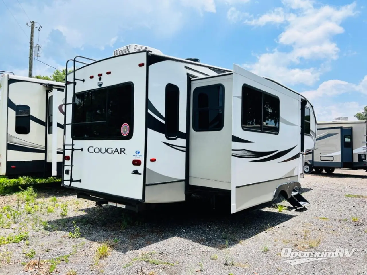 2021 Keystone Cougar Half-Ton 27SGS Photo 2