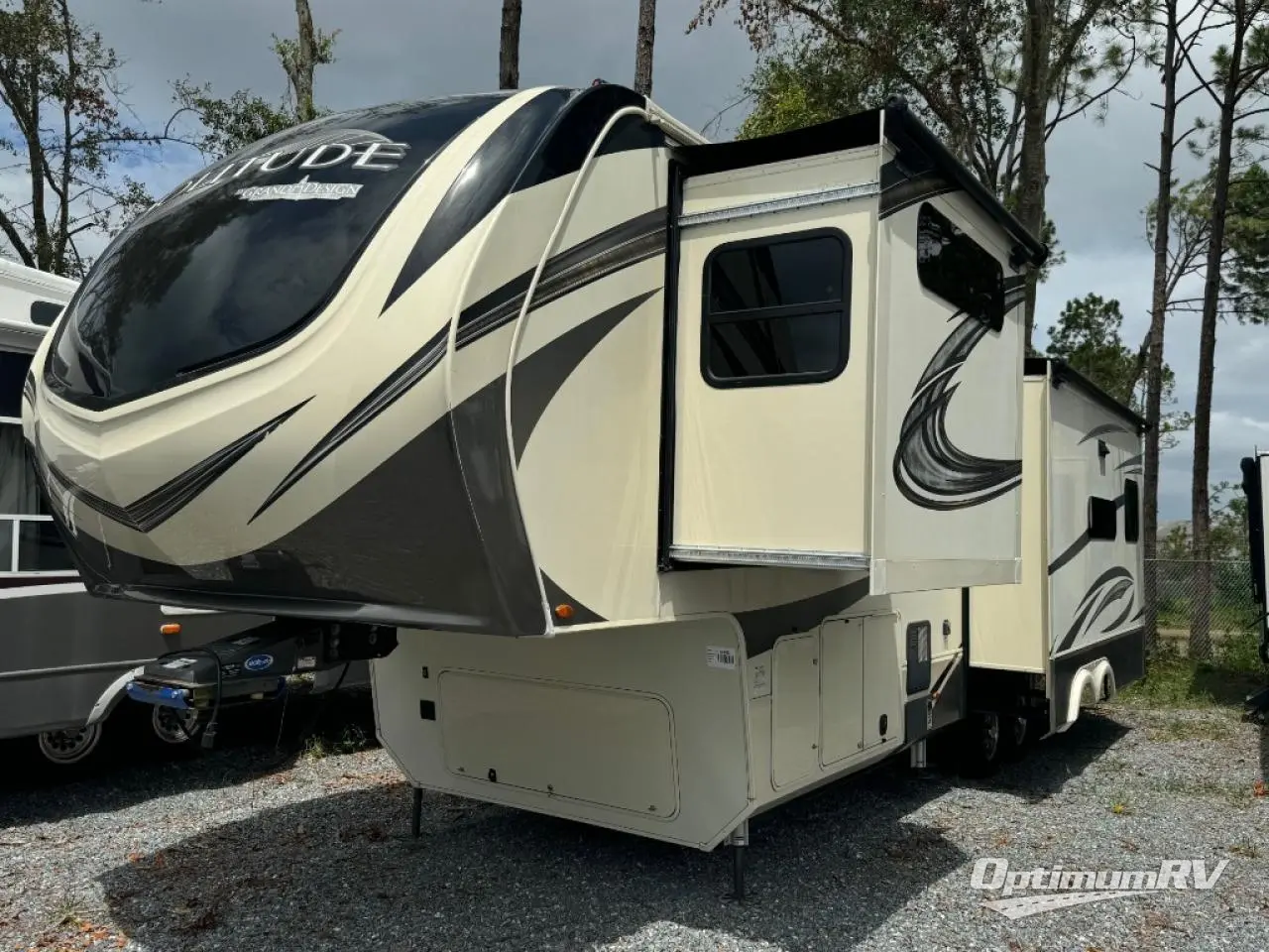 2021 Grand Design Solitude 310GK-R Photo 2