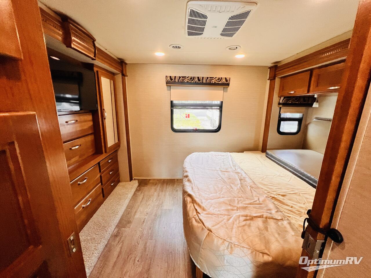 2018 Jayco Precept 35S Photo 17