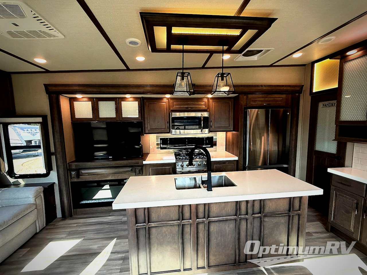 2022 Grand Design Solitude 310GK-R Photo 10
