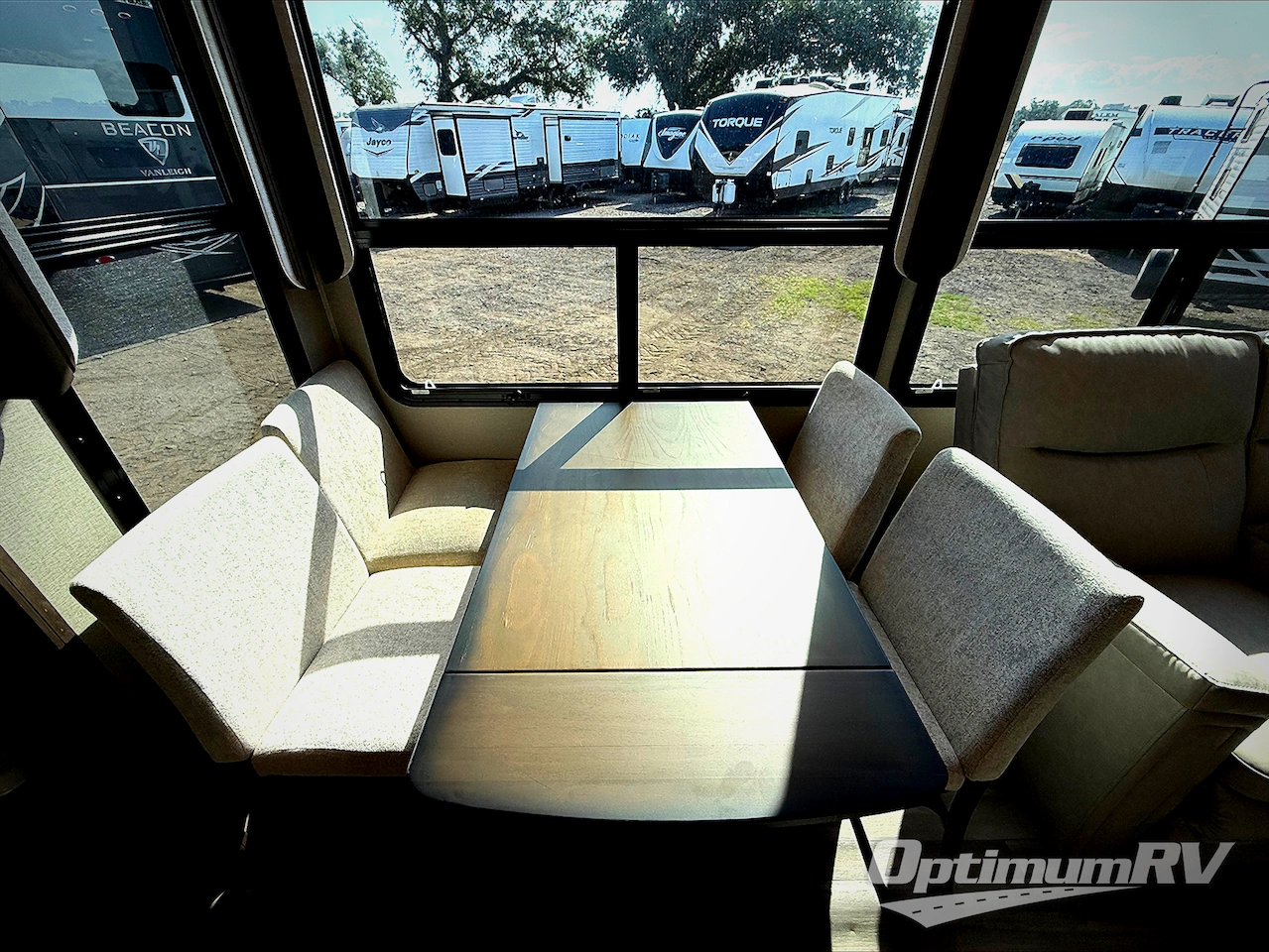 2022 Grand Design Solitude 310GK-R Photo 7