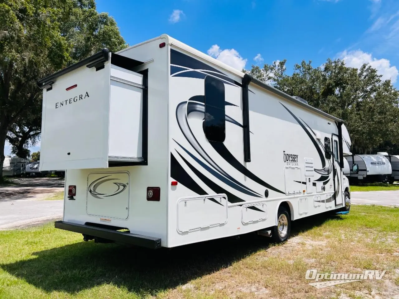 2021 Entegra Odyssey 30Z Photo 3