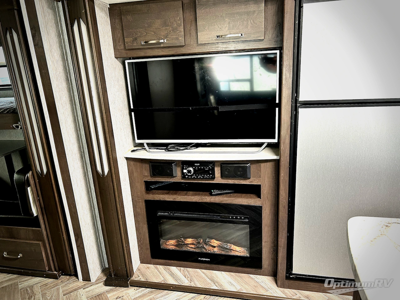 2020 Dutchmen Astoria 3393BH Photo 8