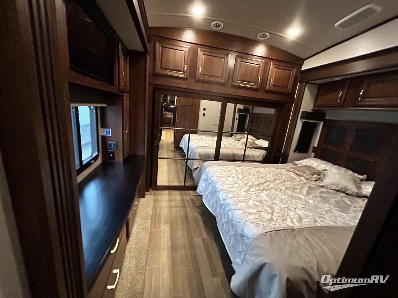 2019 Jayco Pinnacle 38FLWS Photo 28