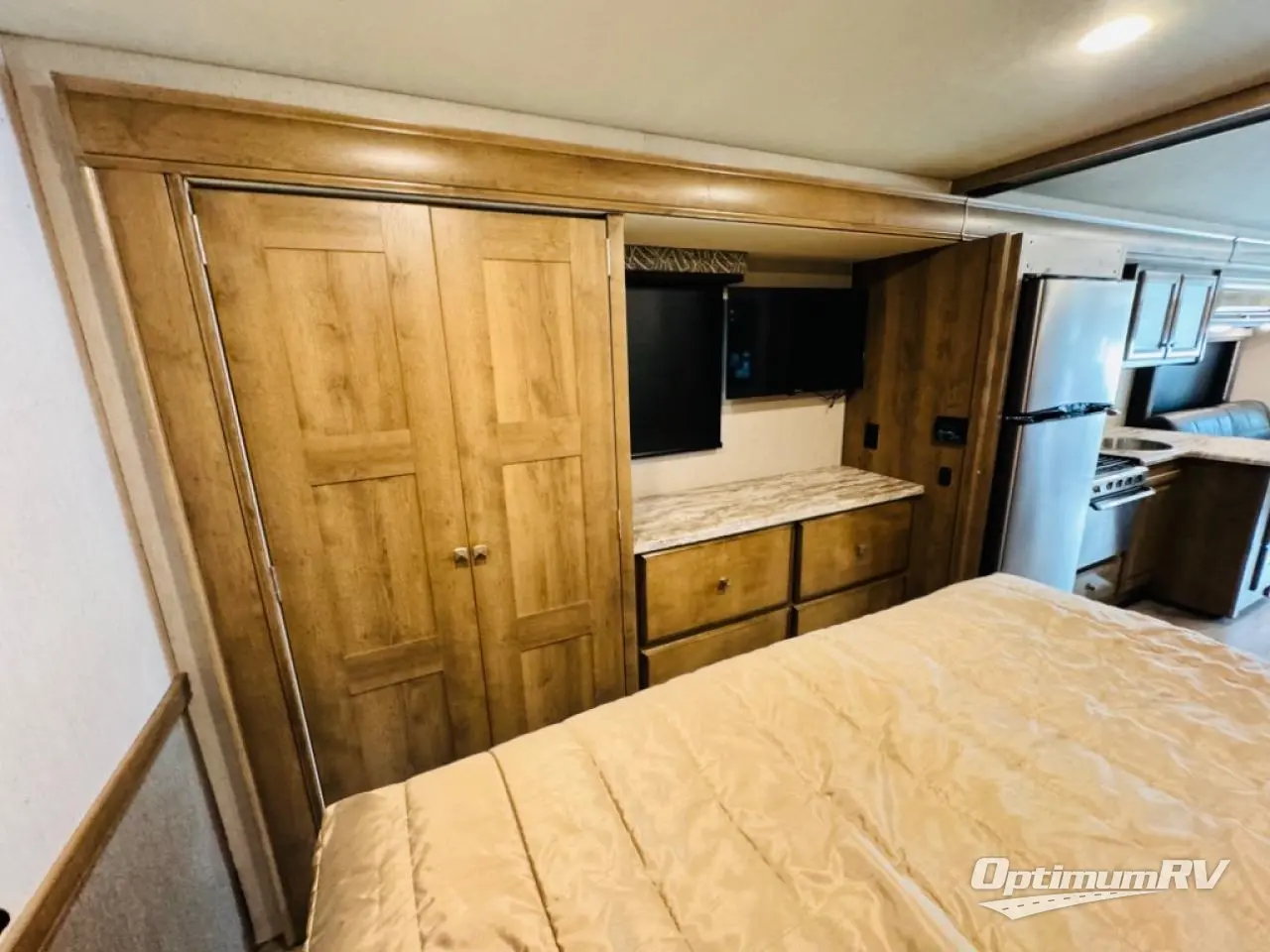 2020 Holiday Rambler Admiral 29M Photo 19