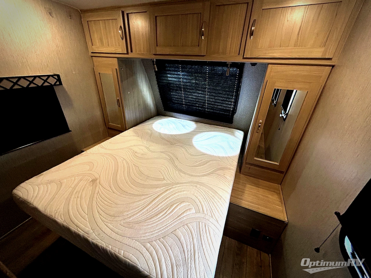 2021 Coachmen Freedom Express Liberty Edition 323BHDSLE Photo 7