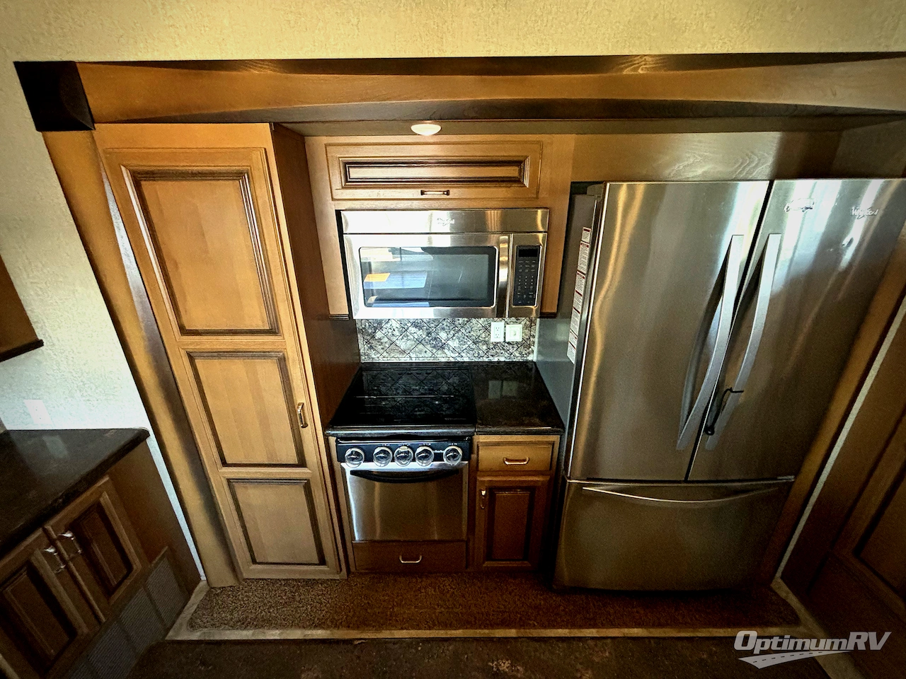 2016 Forest River Cedar Creek Hathaway Edition 38FL6 Photo 7