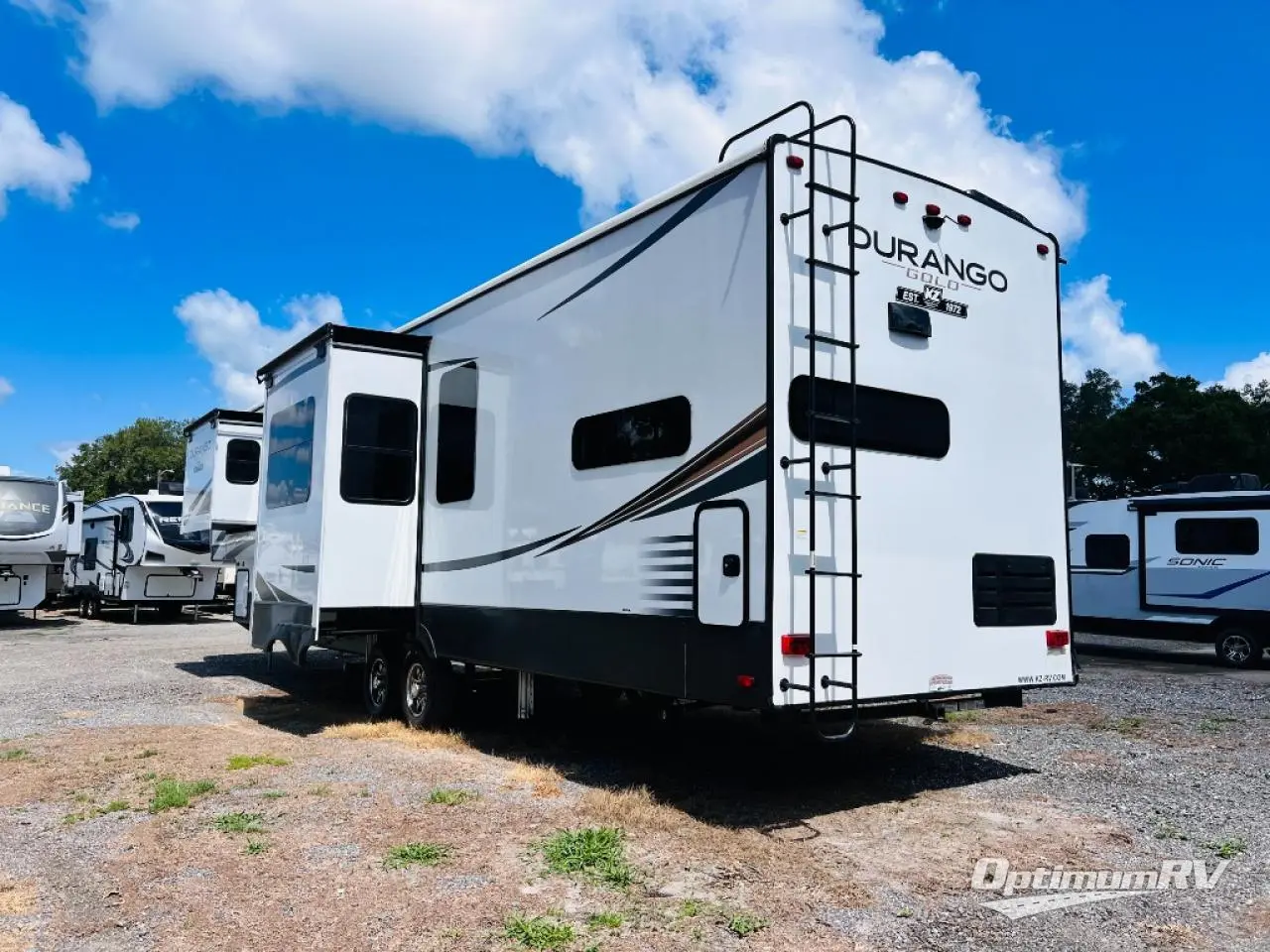 2022 KZ Durango Gold G391RKF Photo 2