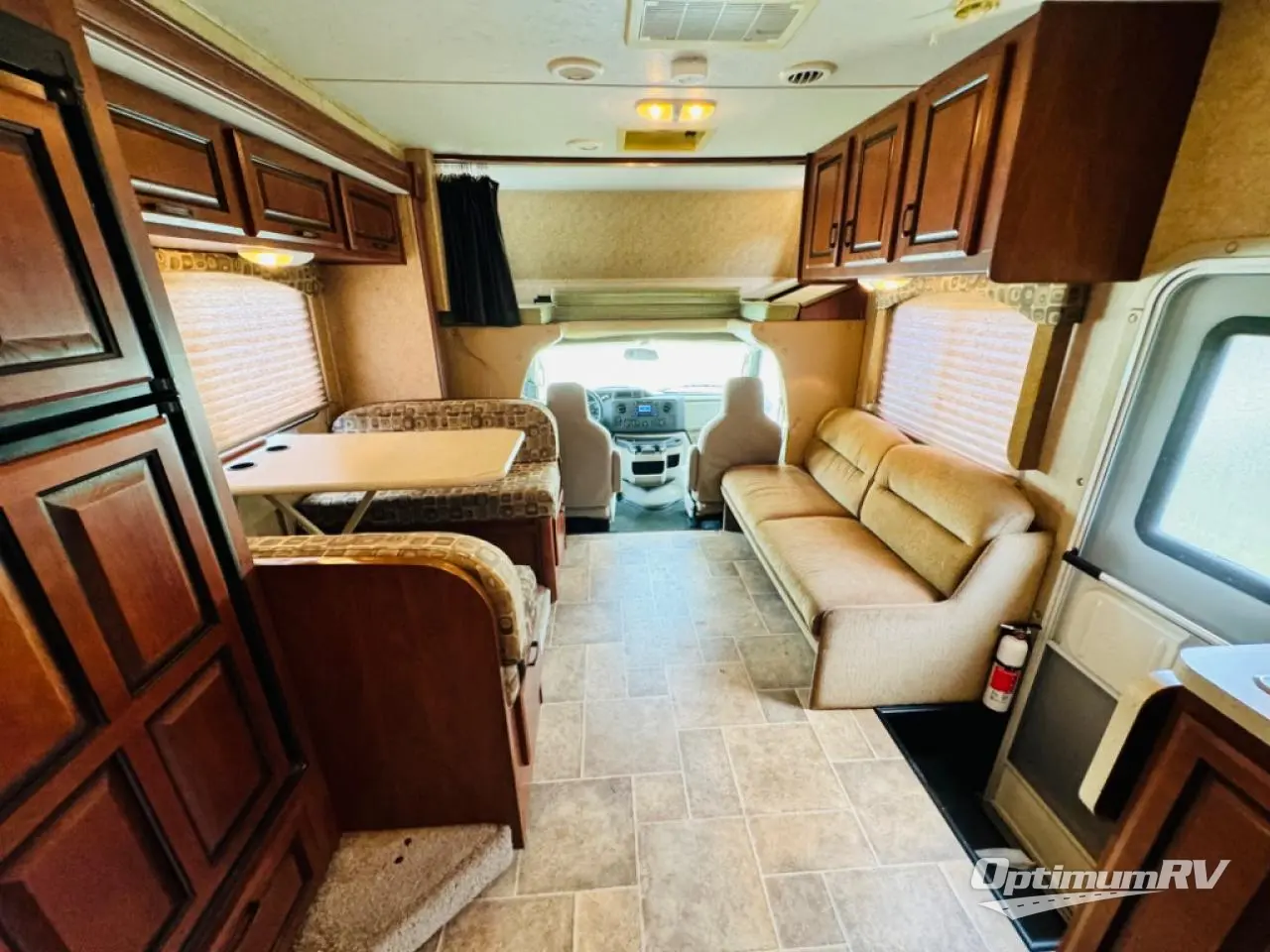 2011 Forest River Sunseeker 3120DS Photo 9