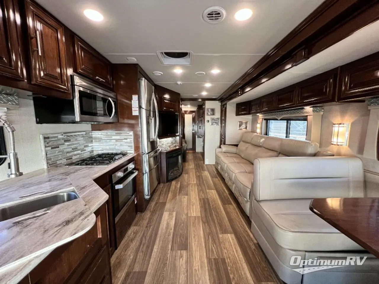 2019 Forest River Georgetown XL 369DS Photo 2