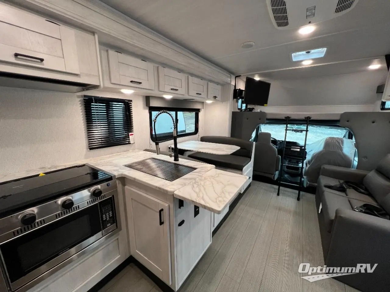 SOLD New 2024 East To West Entrada 3100FB Motor Home Class C At   41FE63217.webp