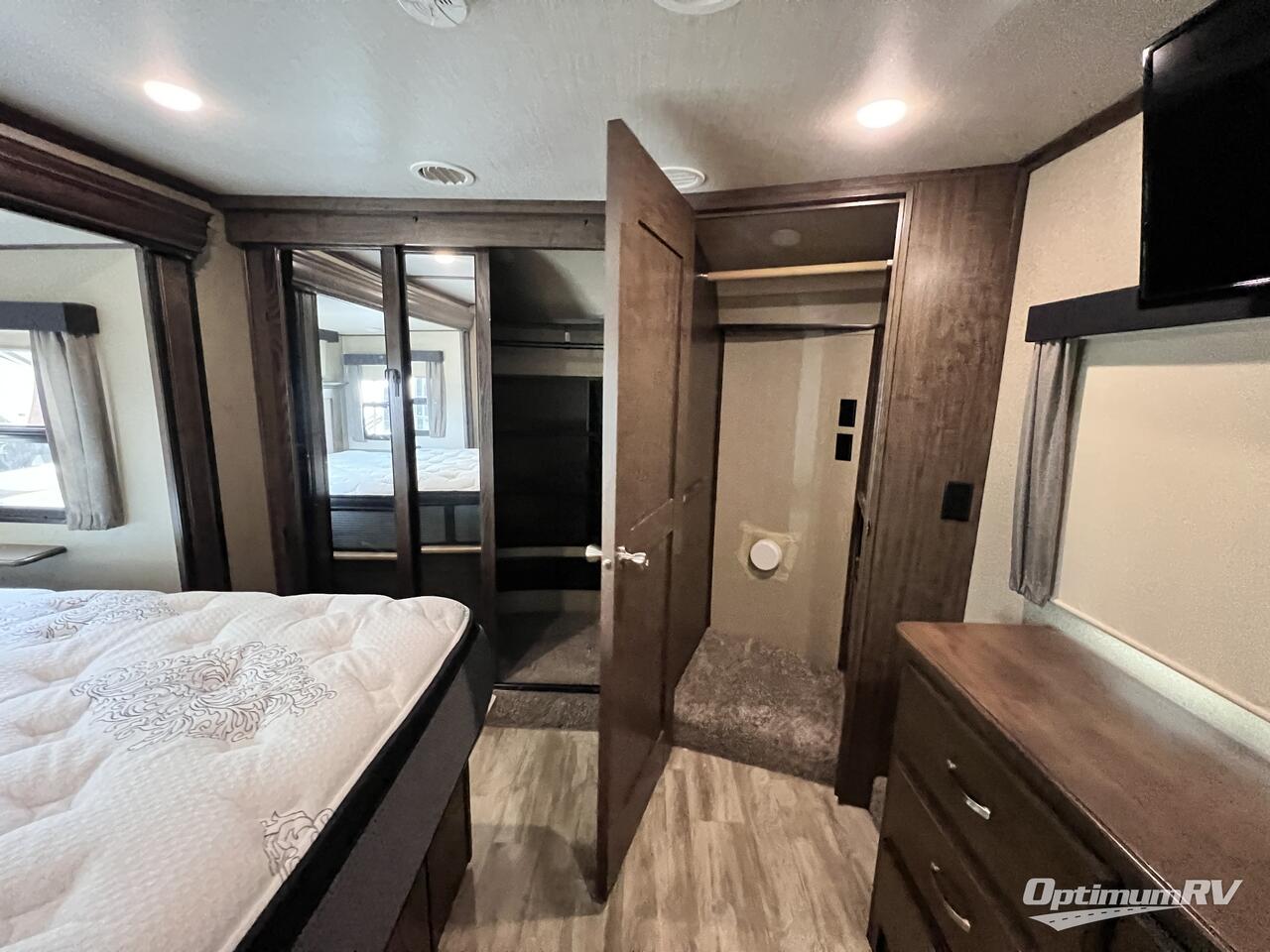 2019 Grand Design Solitude 310GK Photo 19