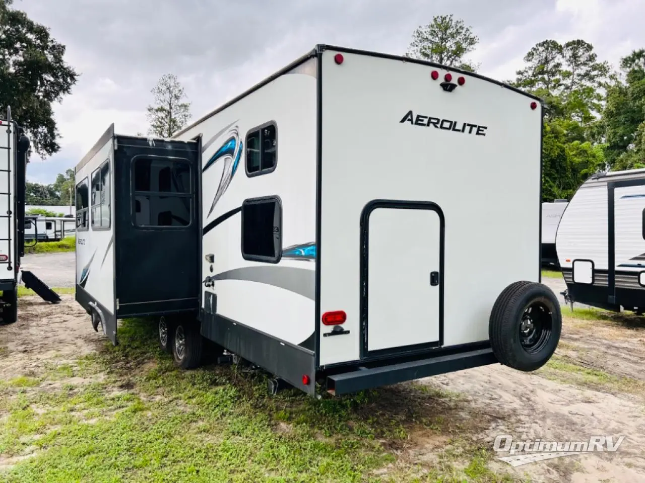 2019 Dutchmen Aerolite 2843BH Photo 3