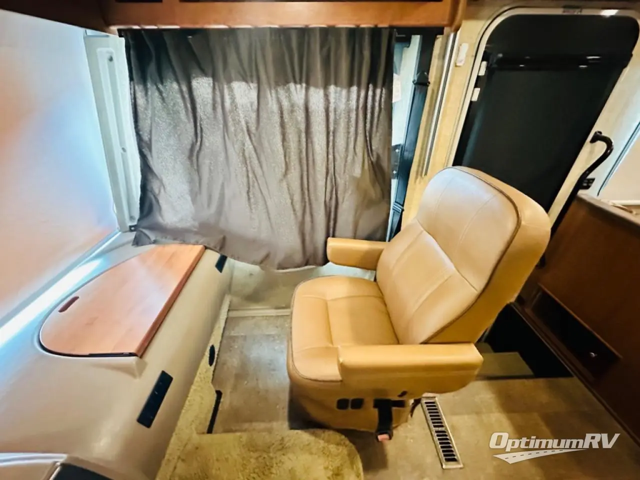 2018 Winnebago Vista 29VE Photo 5