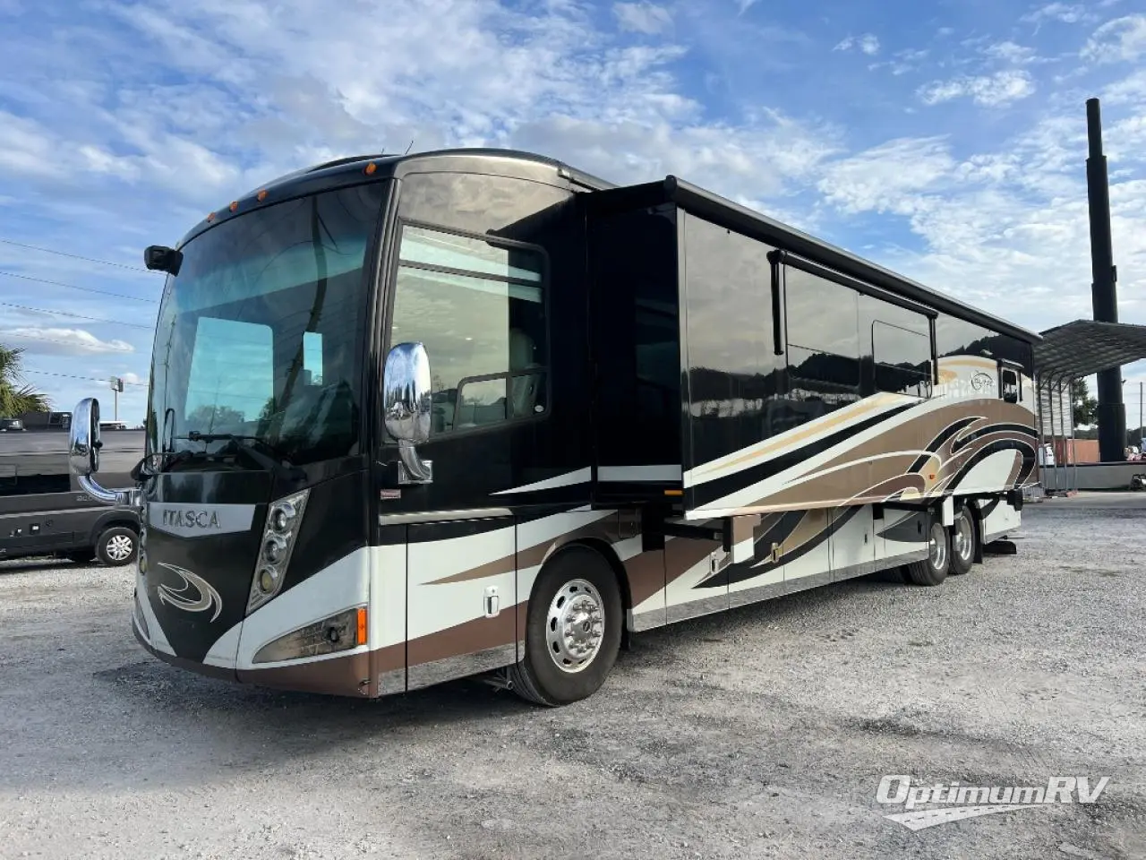 2014 Itasca Ellipse 42QD Photo 2