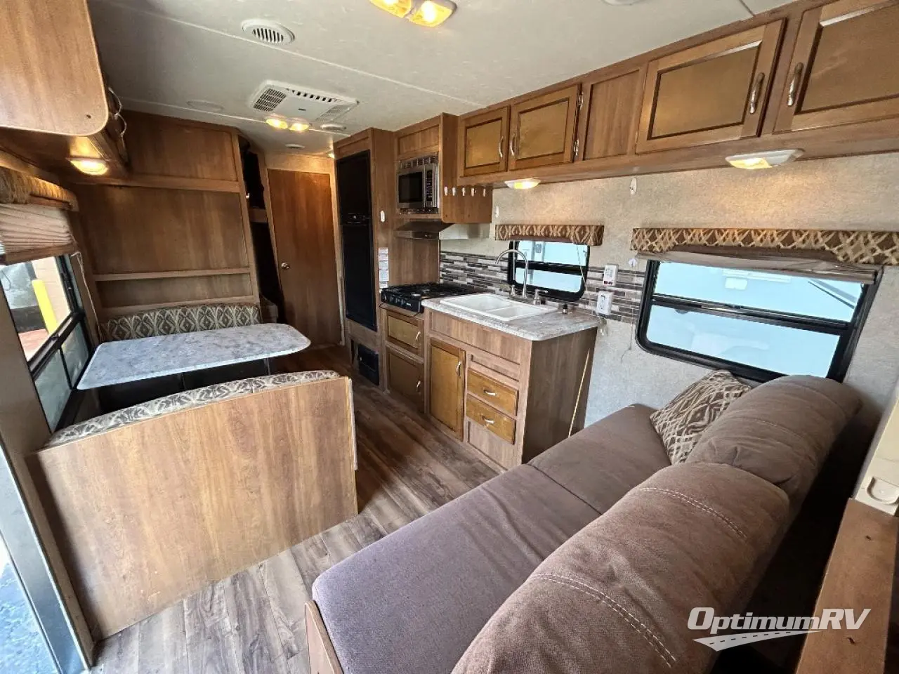 2016 Coachmen Catalina 273BH Photo 4