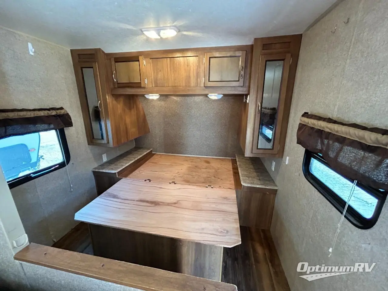 2016 Coachmen Catalina 273BH Photo 10