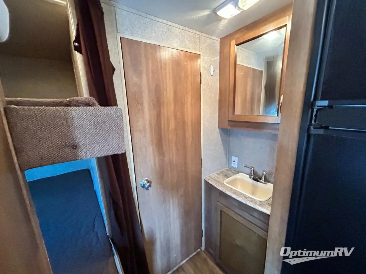 2016 Coachmen Catalina 273BH Photo 12