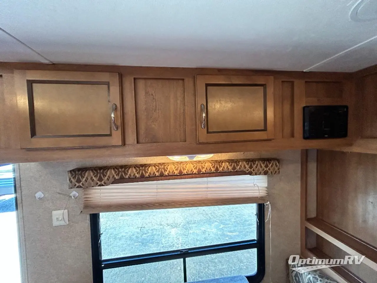 2016 Coachmen Catalina 273BH Photo 14