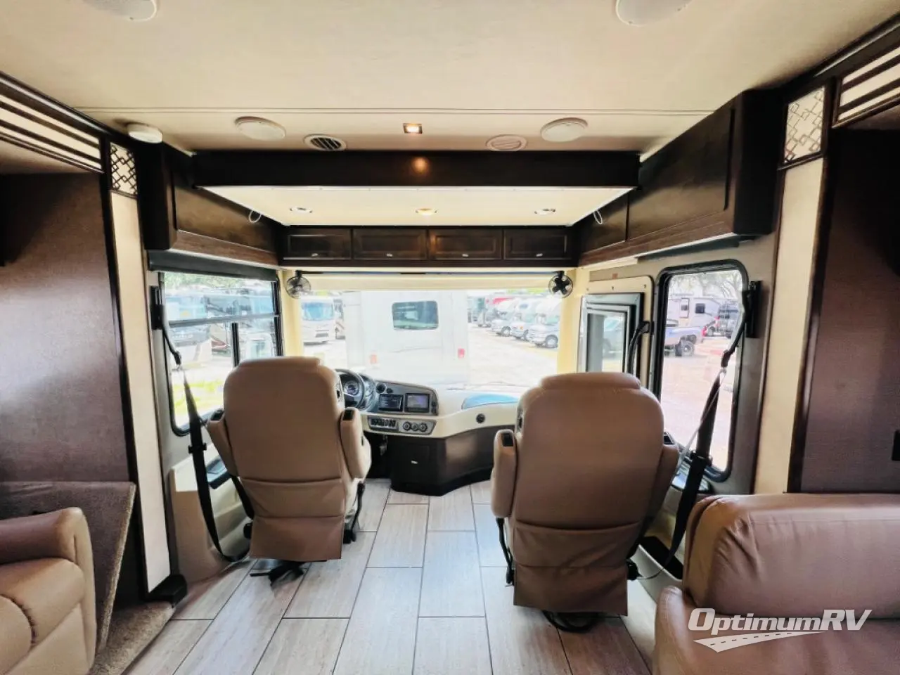 2019 Tiffin Allegro RED 33 AA Photo 6