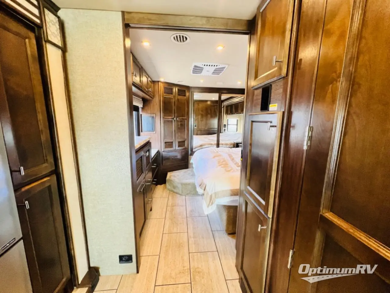 2019 Tiffin Allegro RED 33 AA Photo 21