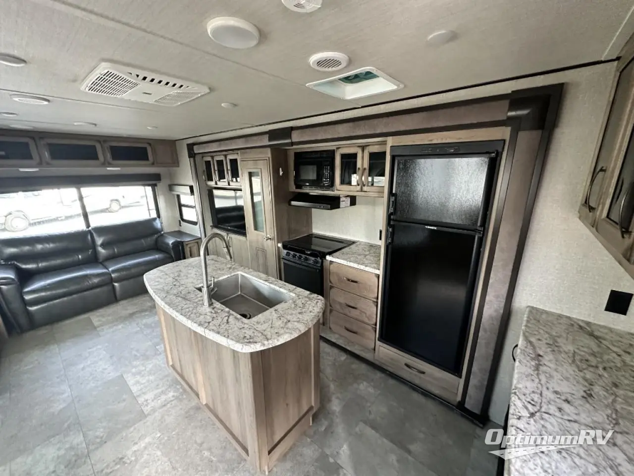 2019 Grand Design Transcend 31RLS Photo 4