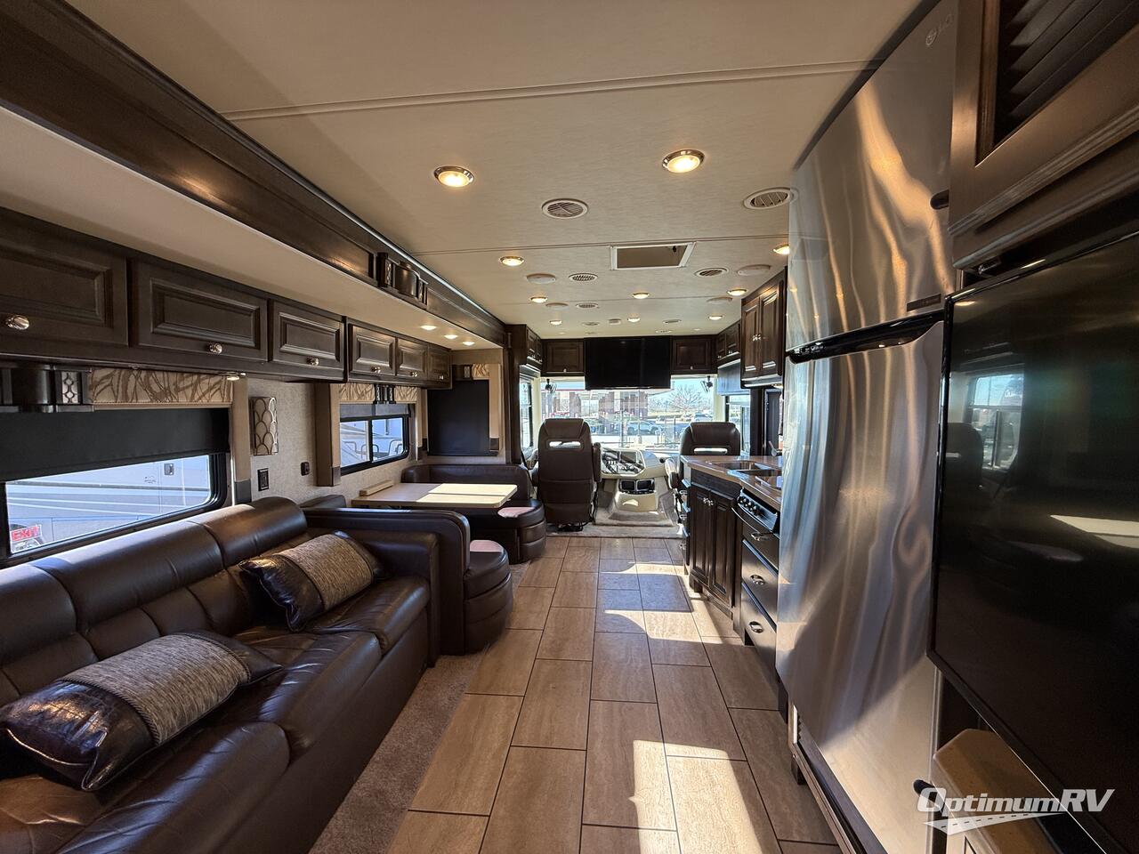 2017 Tiffin Allegro 32 SA Photo 14