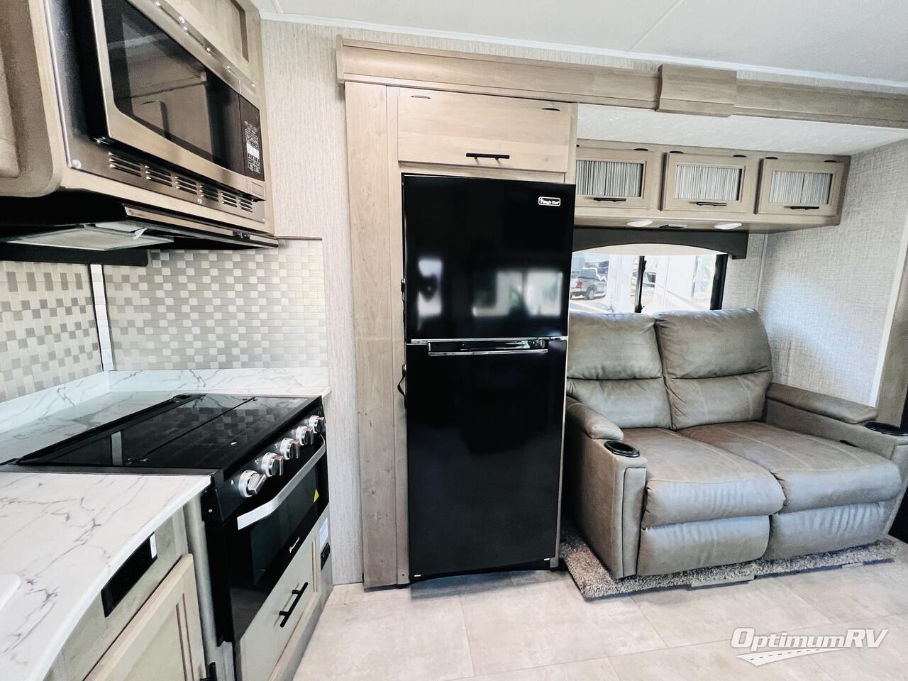 2021 Coachmen Freelander 29KB Ford 450 Photo 13