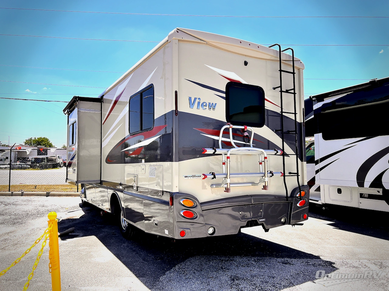 2017 Winnebago View 24V Photo 2