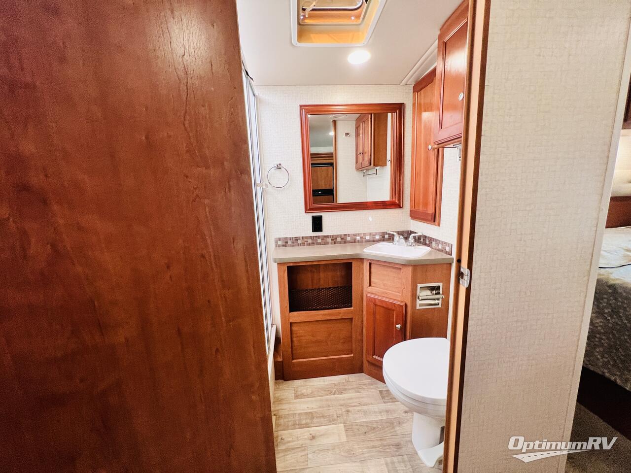 2018 Winnebago Vista 29VE Photo 18