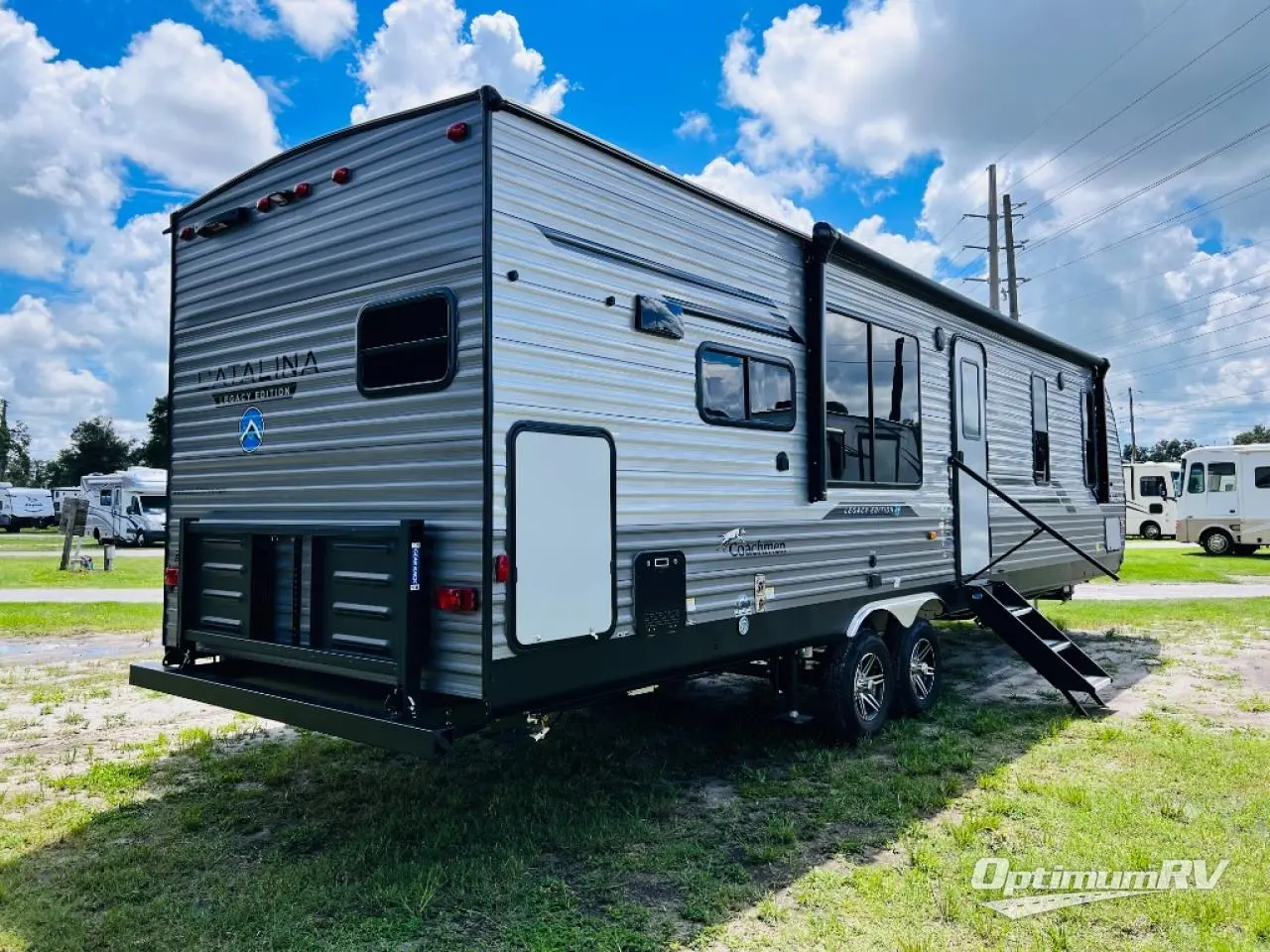 2024 Coachmen Catalina Legacy Edition 303RKDS Photo 3