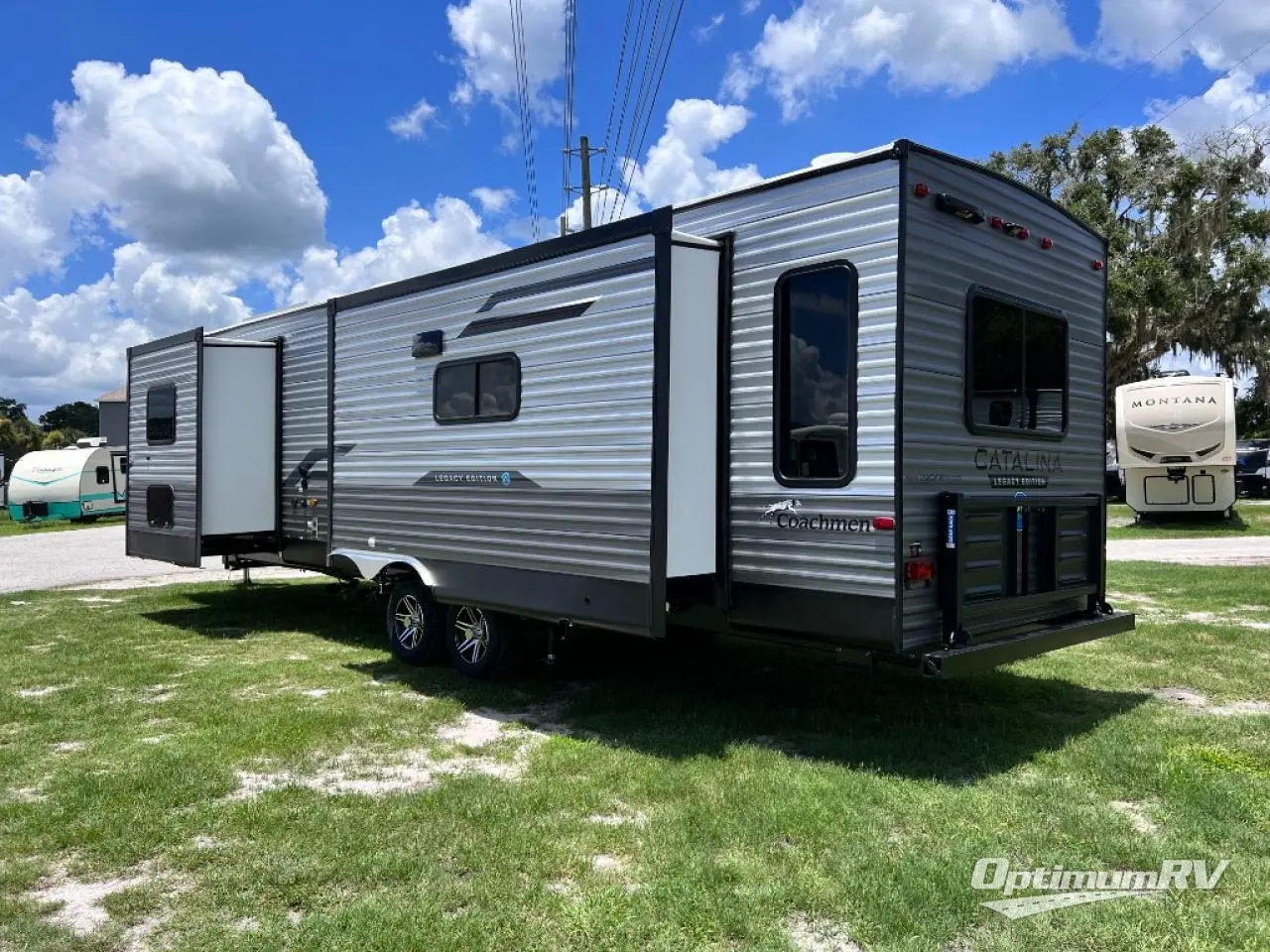 2025 Coachmen Catalina Legacy Edition 313RLTS Photo 2