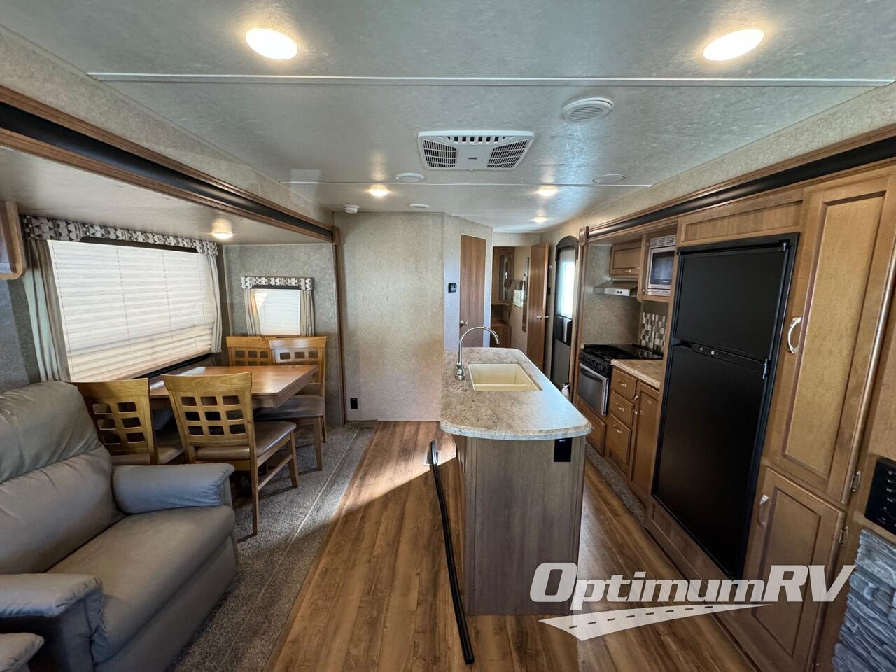 2018 Coachmen Catalina Legacy 293RLDS Photo 9