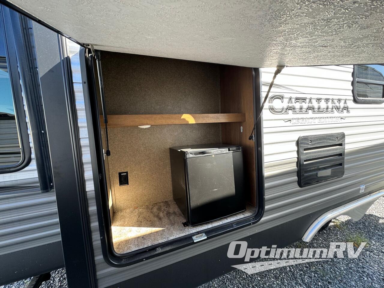 2018 Coachmen Catalina Legacy 293RLDS Photo 12