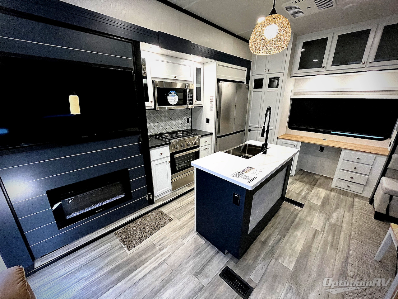 2024 Forest River Cedar Creek Experience 3125RD Photo 5