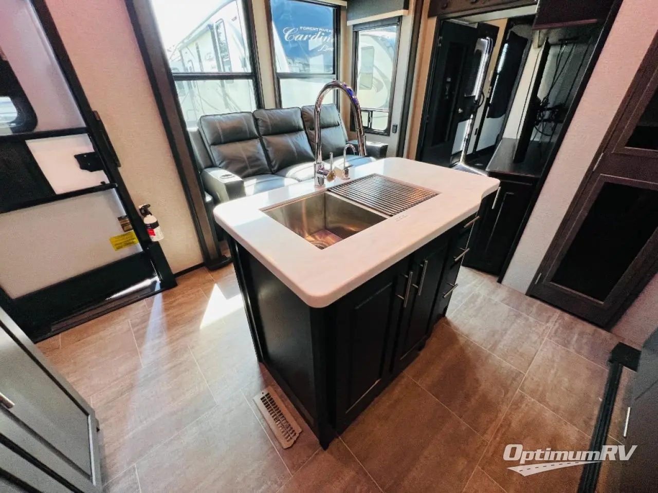 2020 Jayco Seismic 3512 Photo 14