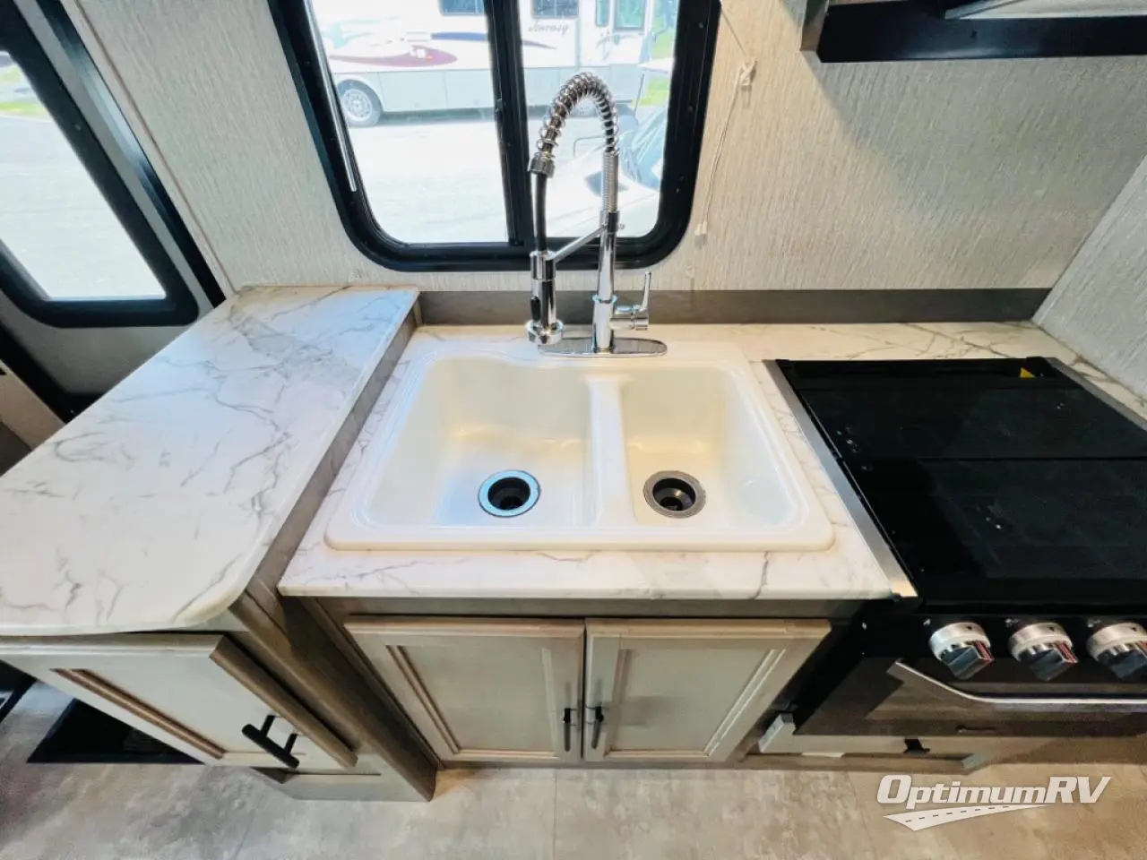 2022 Coachmen Cross Trail Transit 20XG Photo 10