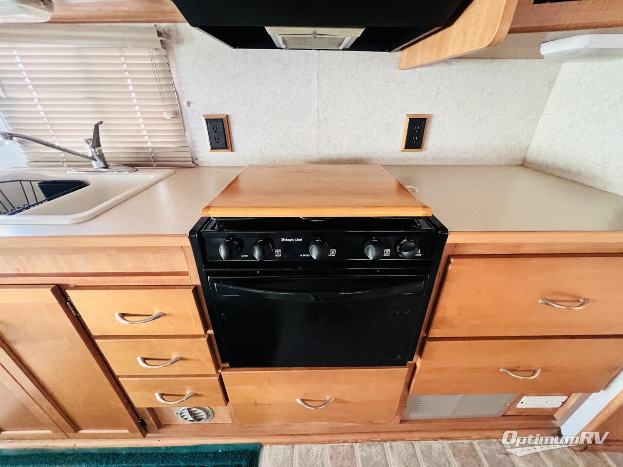 2006 Winnebago Spirit 31T Photo 11