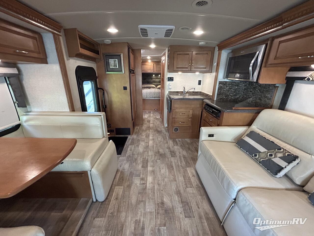 2016 Itasca Cambria 30J Photo 3