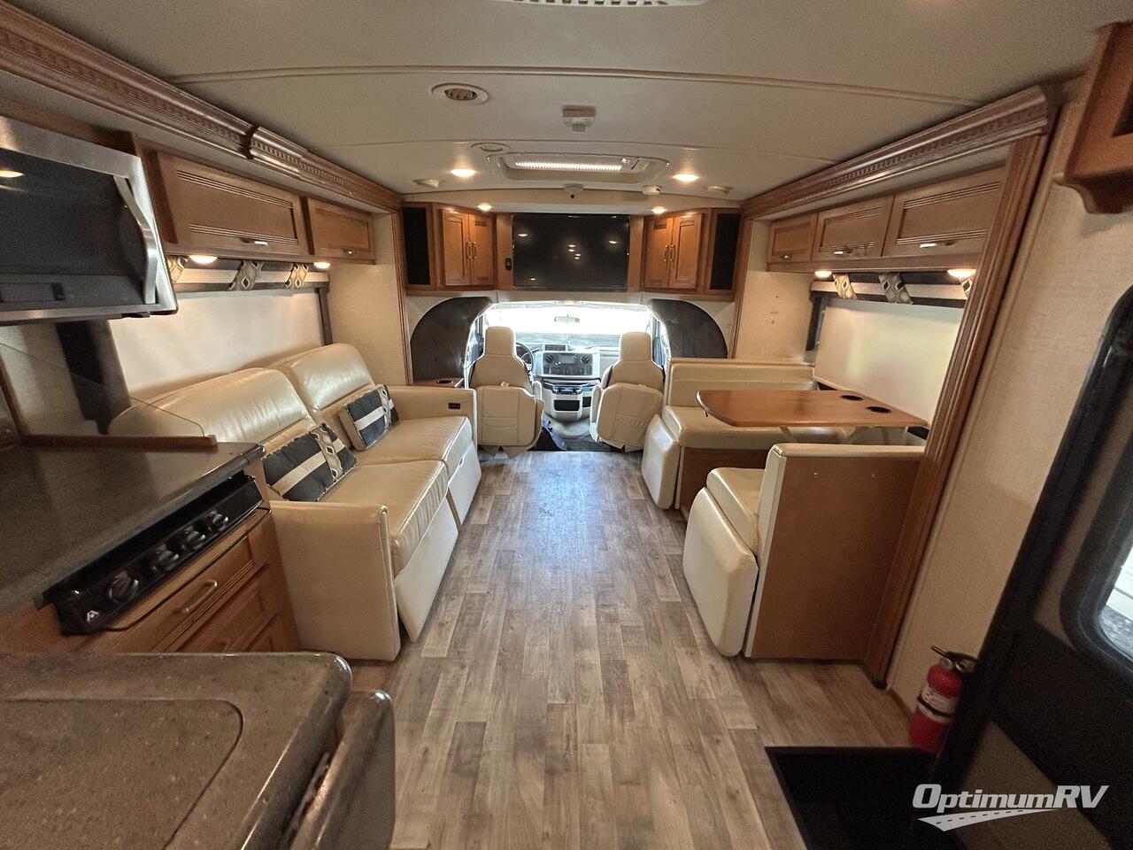 2016 Itasca Cambria 30J Photo 4