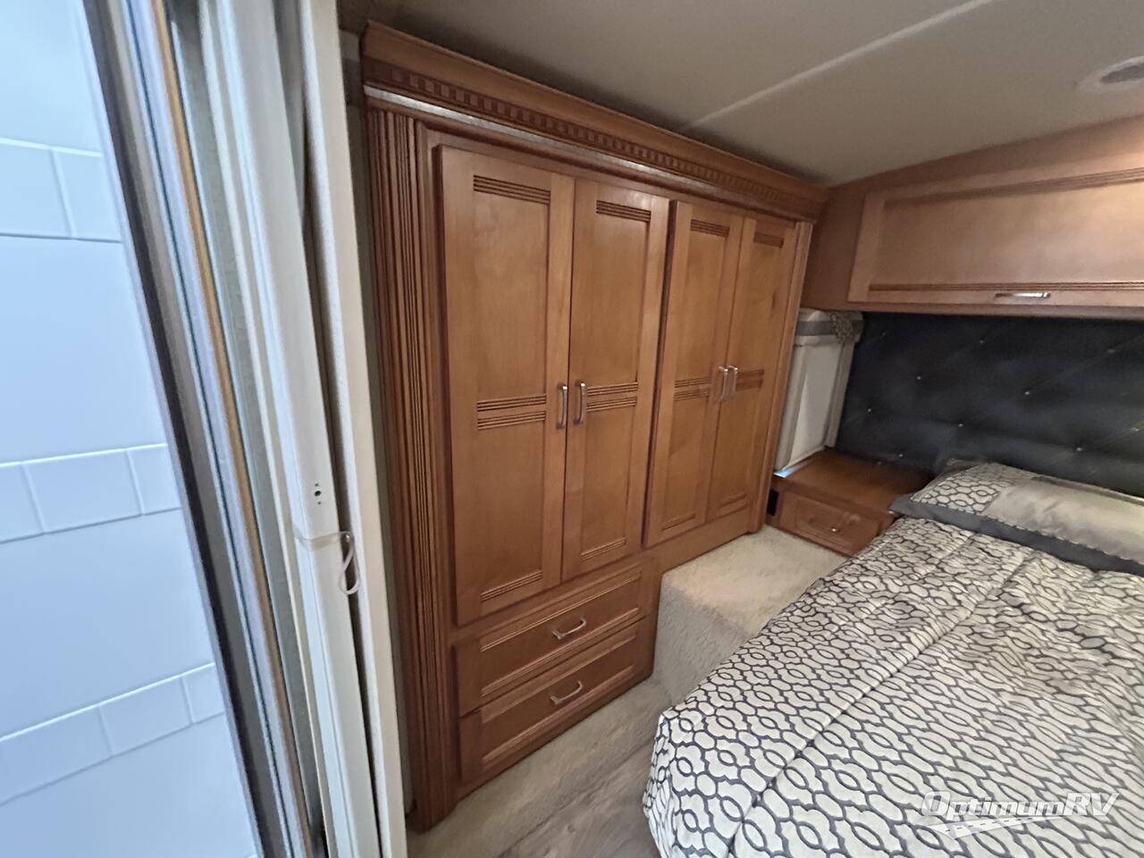 2016 Itasca Cambria 30J Photo 18