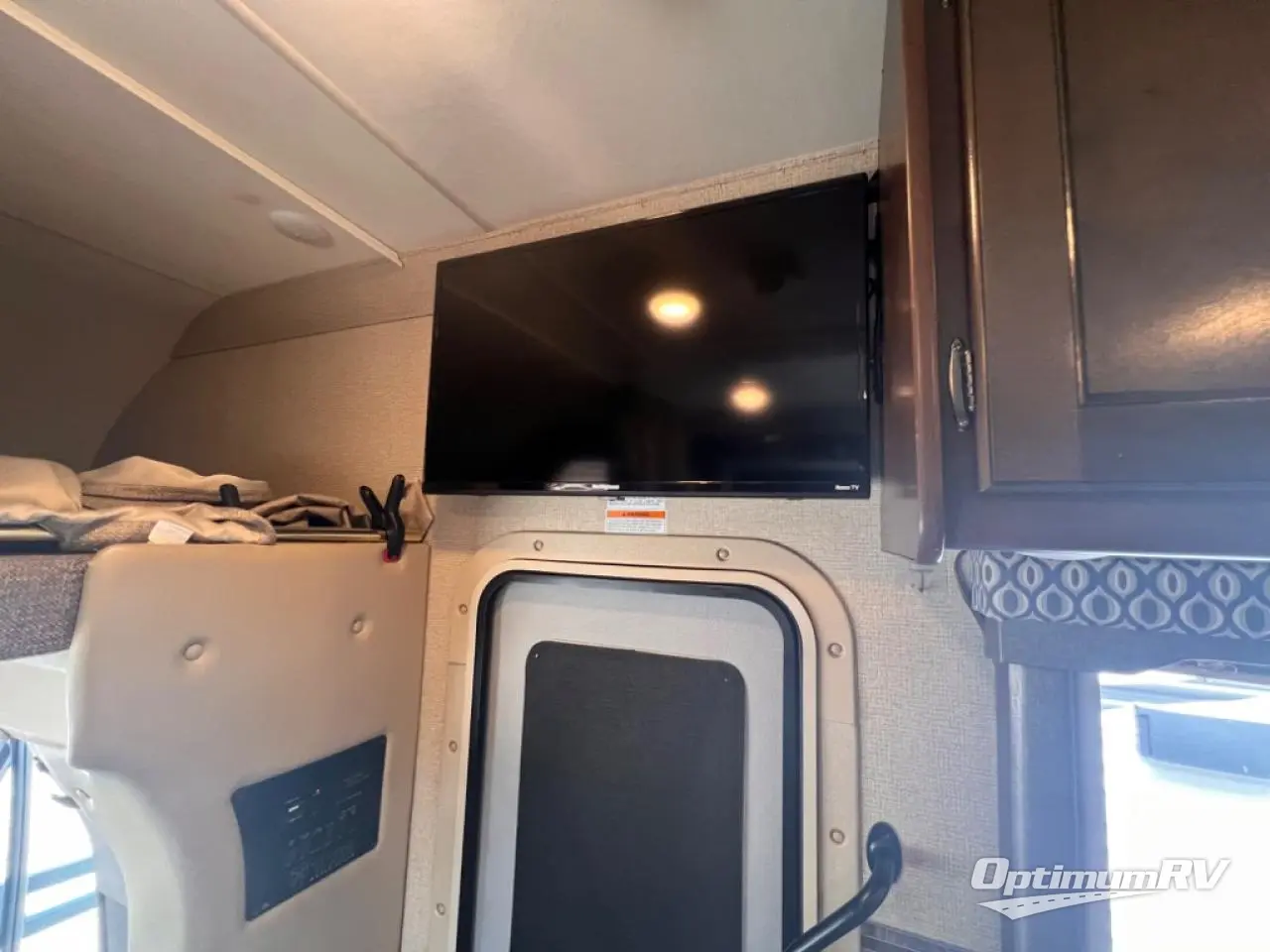 2018 Thor Freedom Elite Sprinter 24FE Photo 8