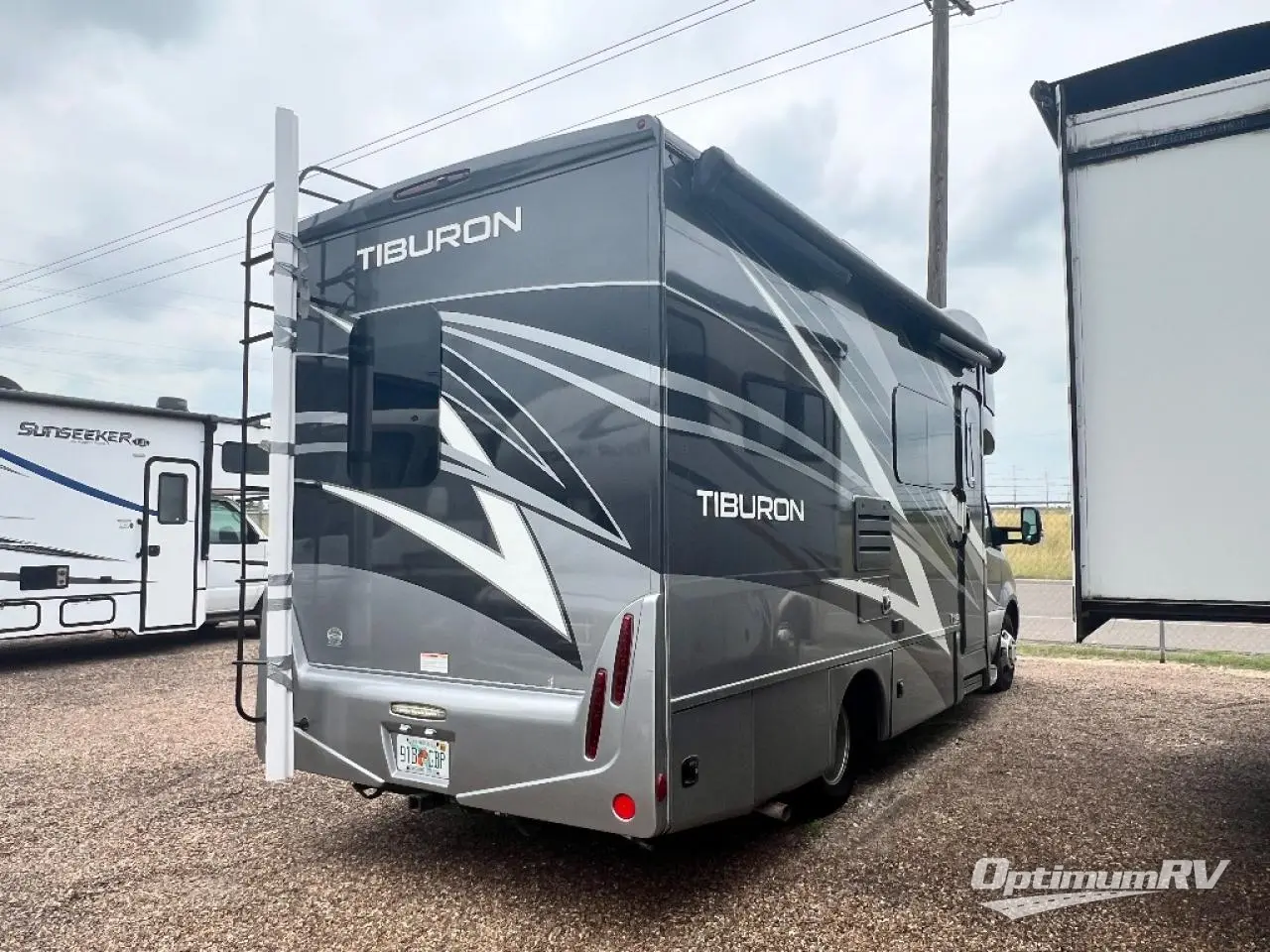 2022 Thor Tiburon Sprinter 24TT Photo 2