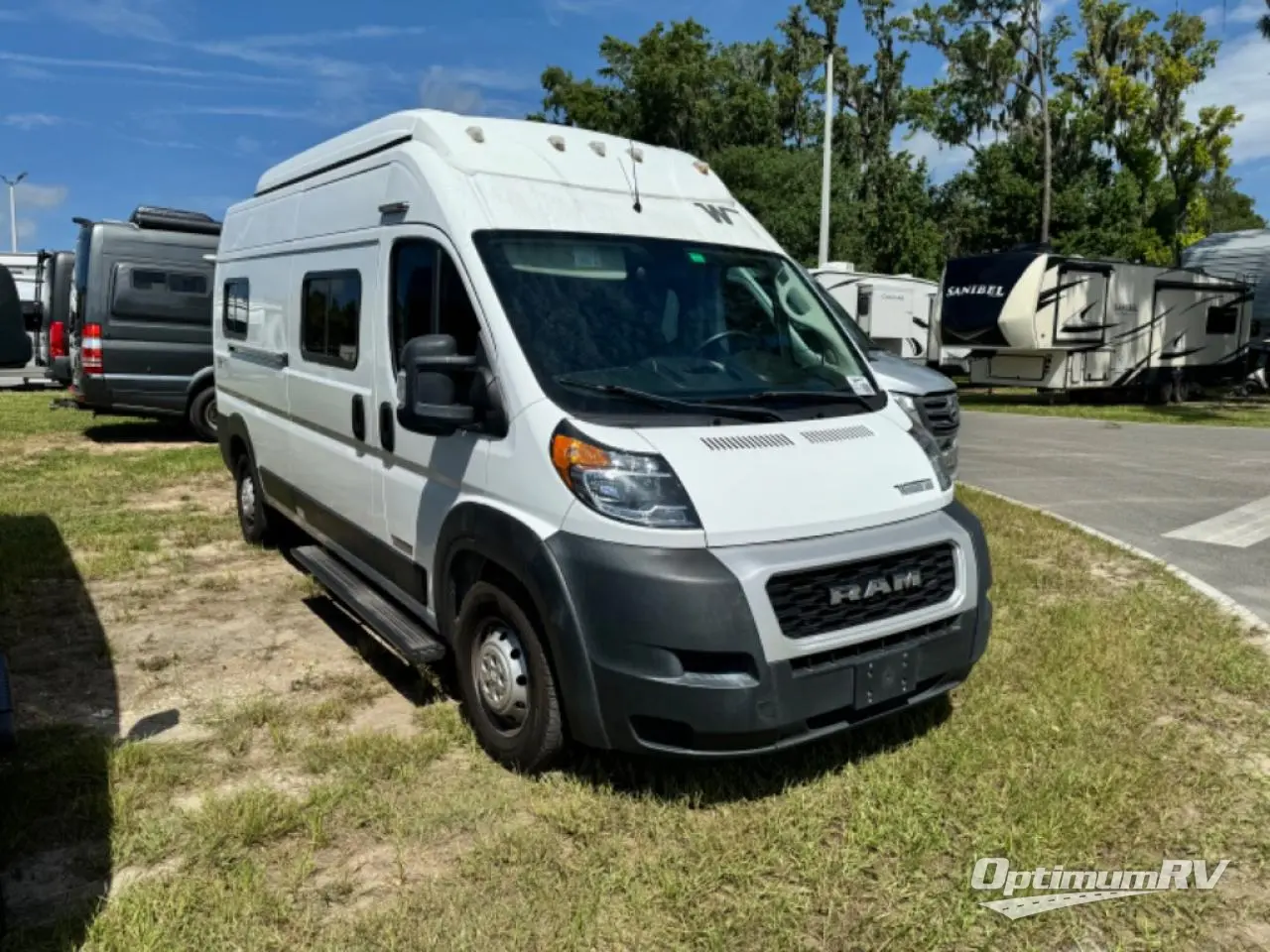 2021 Winnebago Solis 59P Photo 1