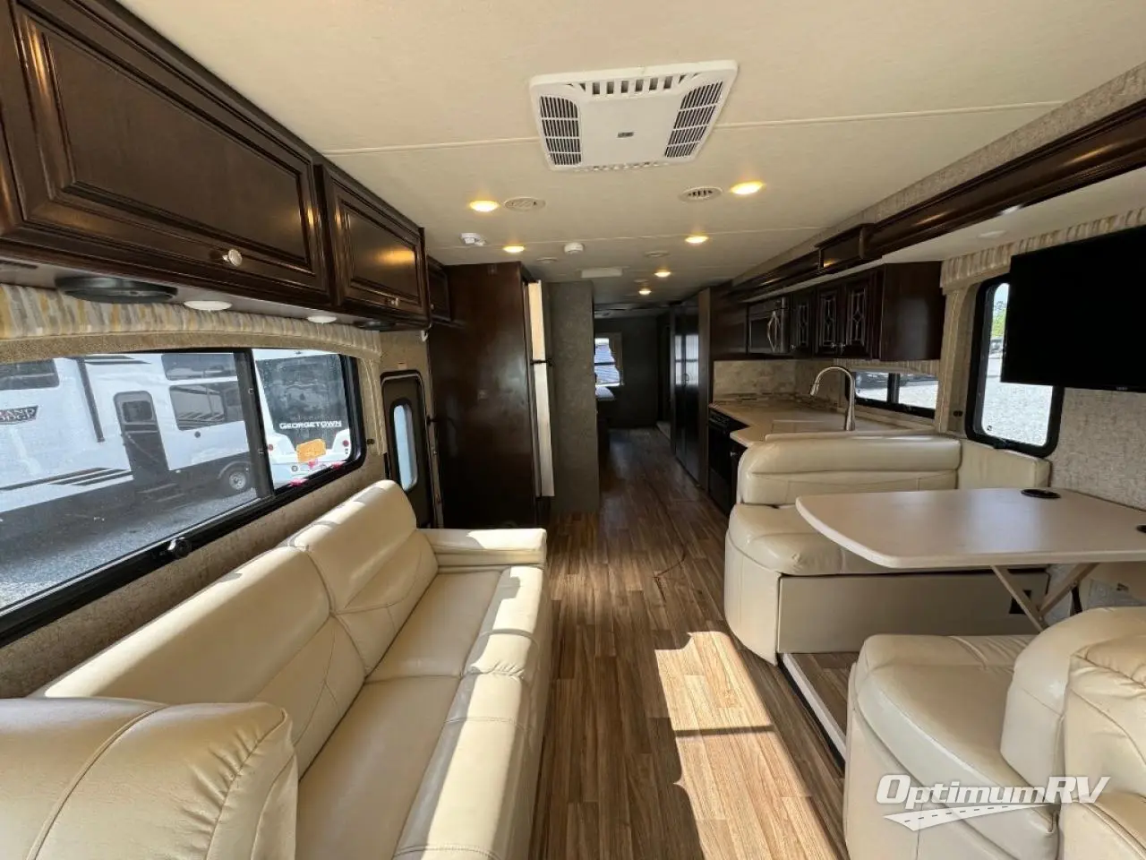 2017 Thor Miramar 34.3 Photo 4