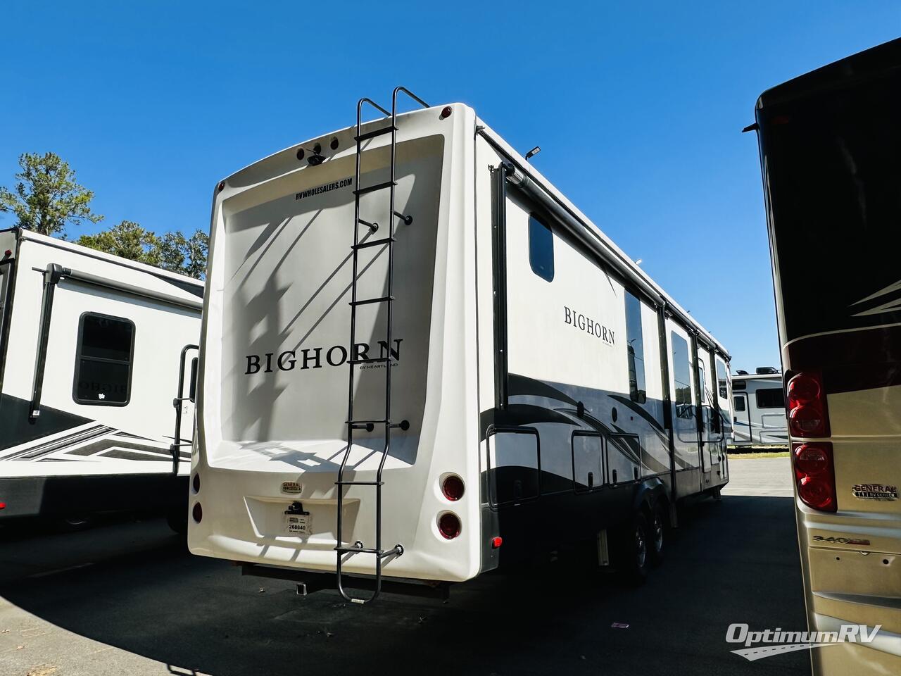 2019 Heartland Bighorn 3950FL Photo 2