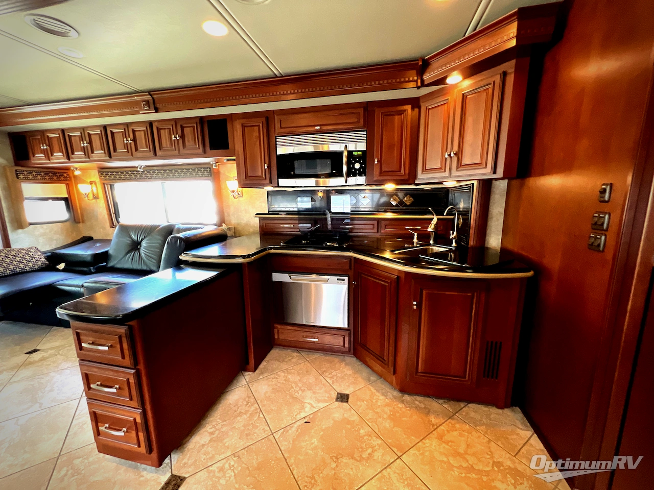 2011 Itasca Ellipse 42QD Photo 11