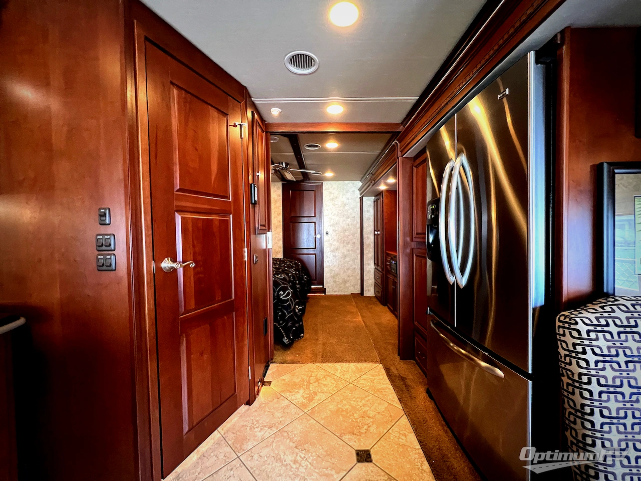 2011 Itasca Ellipse 42QD Photo 18